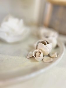 kwiaty ceramiczne